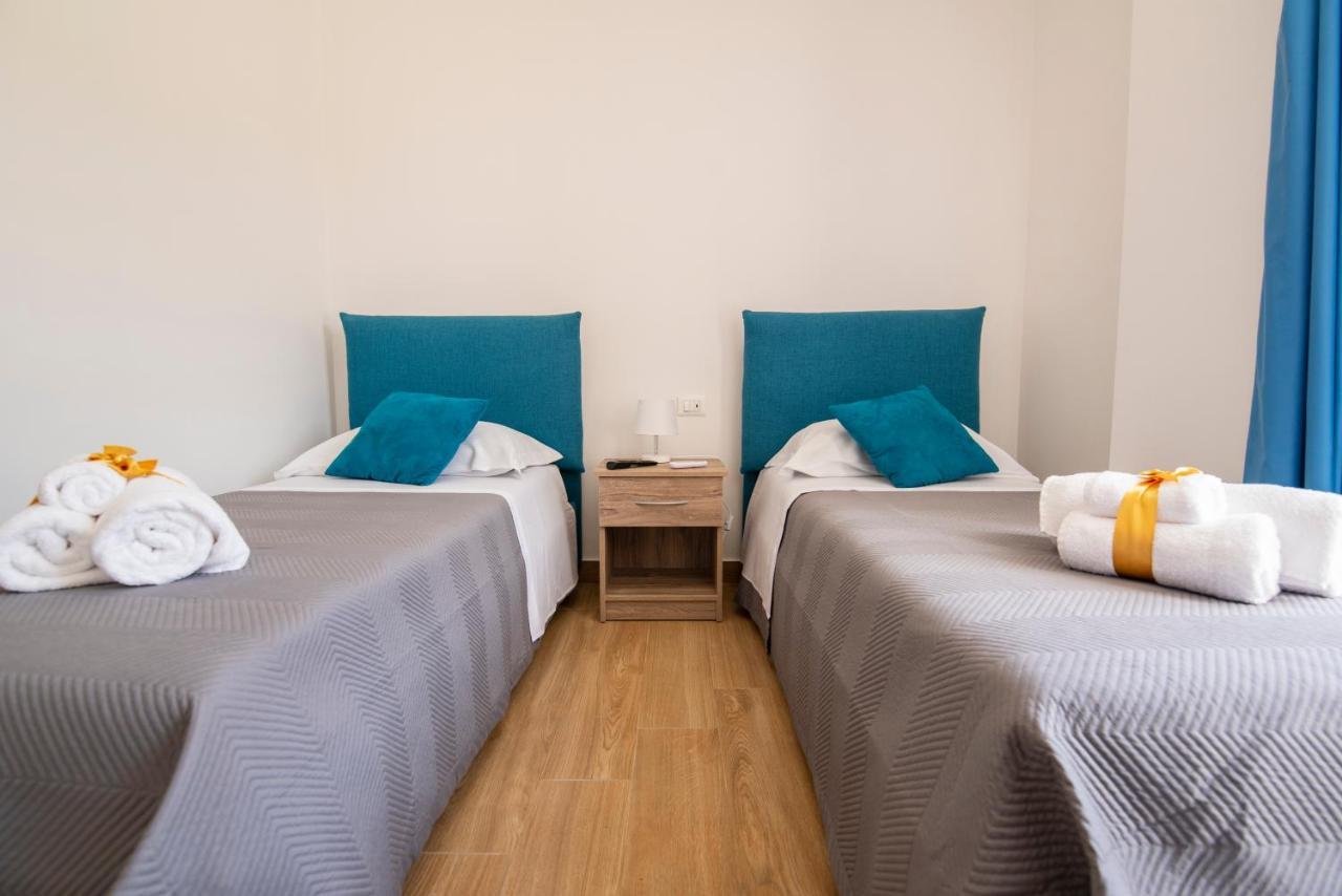 White Apartments & Spa アヴォラ エクステリア 写真