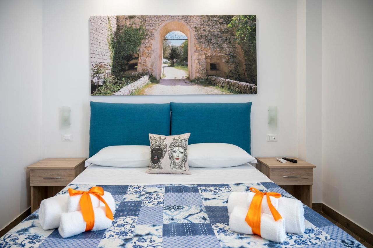 White Apartments & Spa アヴォラ エクステリア 写真