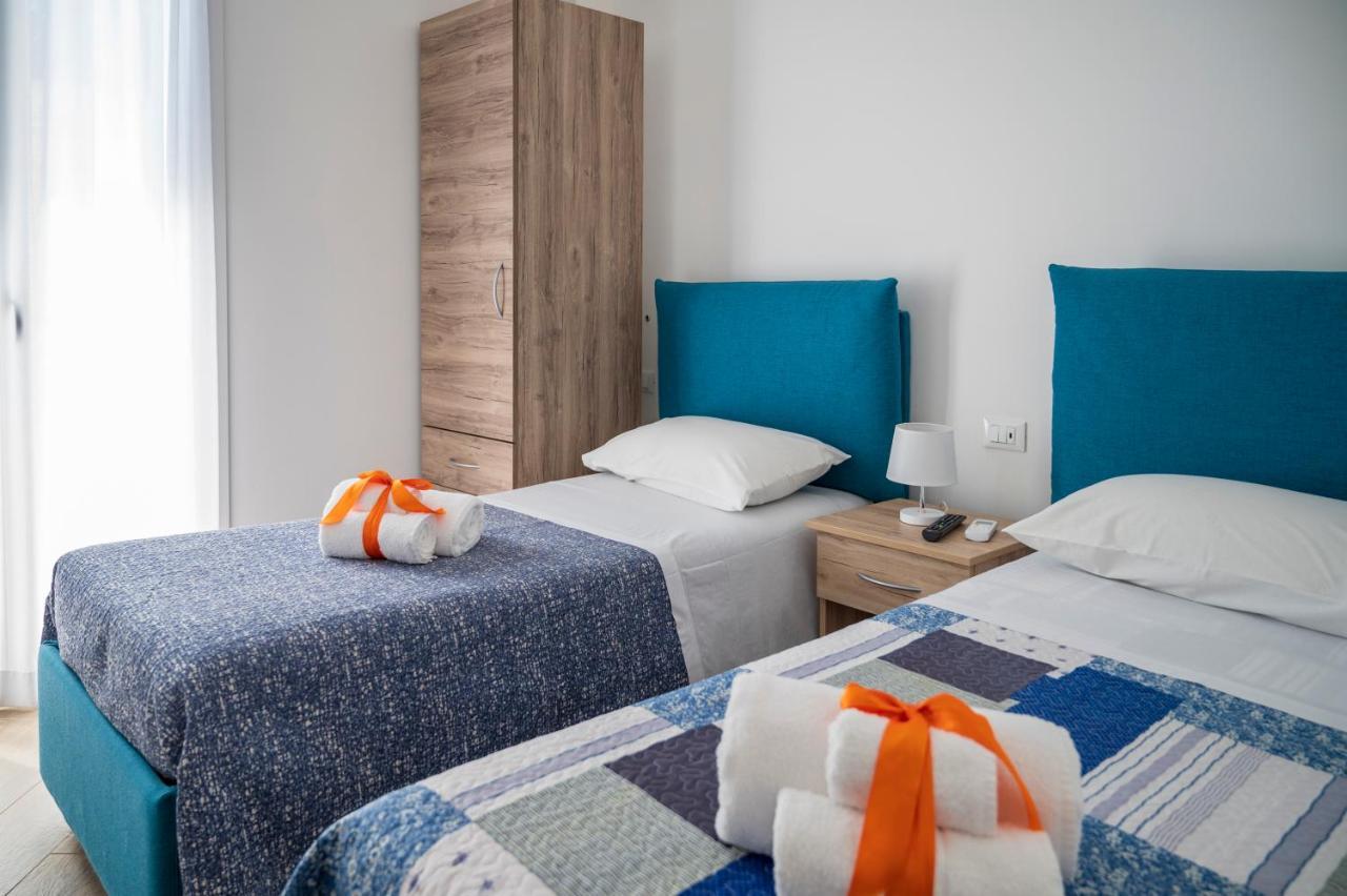 White Apartments & Spa アヴォラ エクステリア 写真